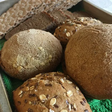 Nocleg ze śniadaniem Birkende 2*