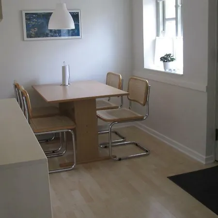 Bed & Breakfast Birkende 2*