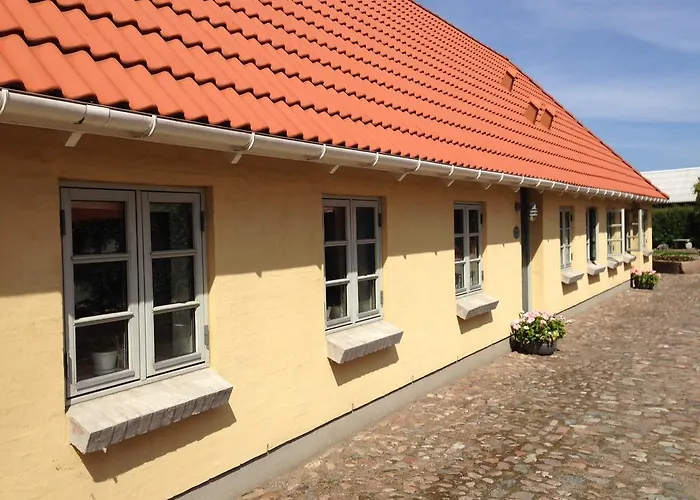 Birkende Langeskov